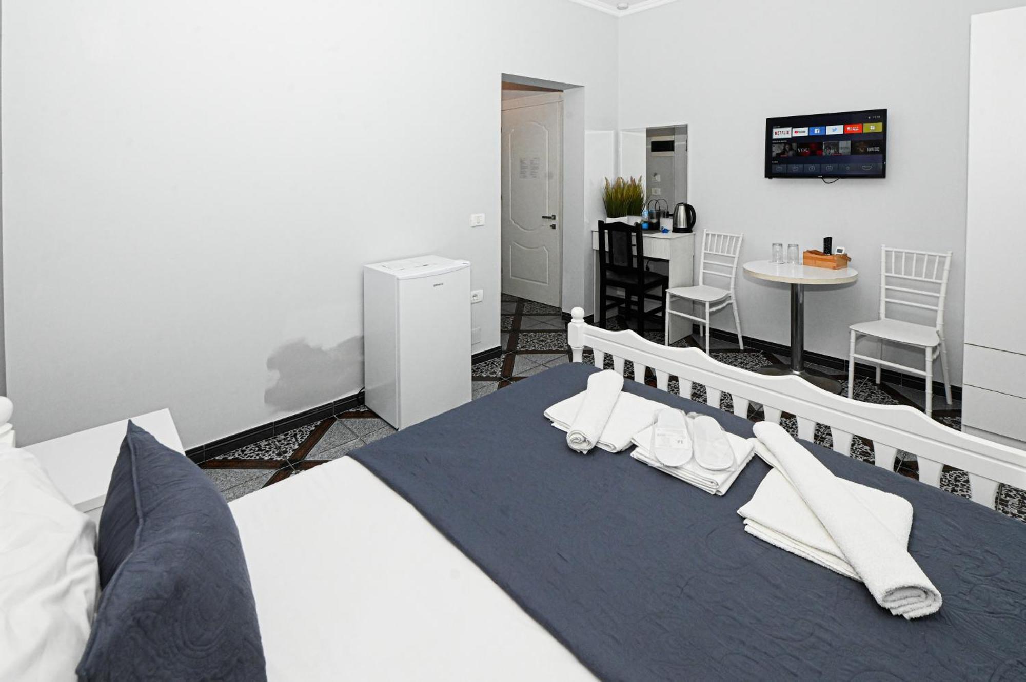 Hotel Fama Škalngur Eksteriør bilde