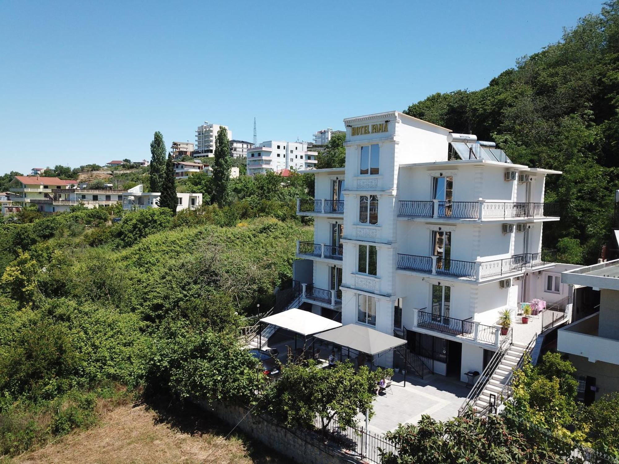 Hotel Fama Škalngur Eksteriør bilde