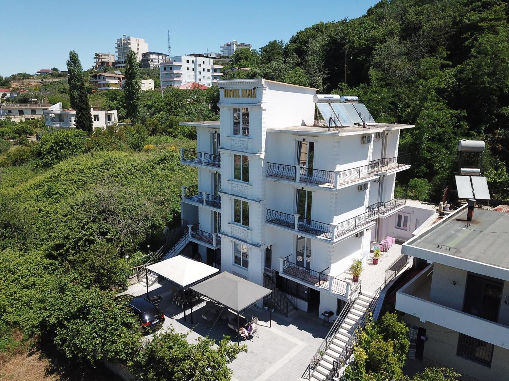 Hotel Fama Škalngur Eksteriør bilde